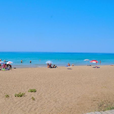 Holiday Studio Apartments Yannis On The Beach Of Agios Gordios In Corfu Luaran gambar